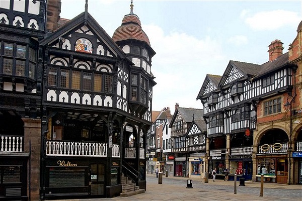 What's on in Chester, Places to Stay and Eat, Attractions in Chester